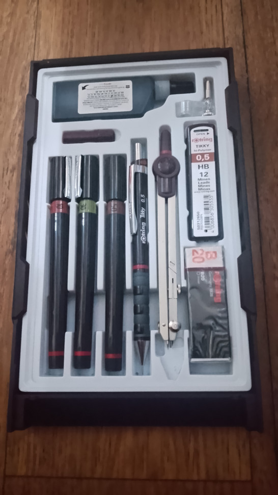 Набор изографов Rotring Master Set, 10 предметов - изографы 0.1, 0.3 и 0.5 мм, тушь, циркуль с адаптером и запасными грифелями для циркуля, карандаш 0.5 HB с 12 запасными грифелями для карандаша, ластик B20, Rotring S0699420 