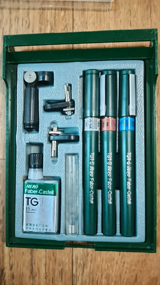 Набор рапидографов Faber-Castell Hero 0.25, 0.5 и 0.7 мм с тушью 15 мл и адаптерами для циркуля