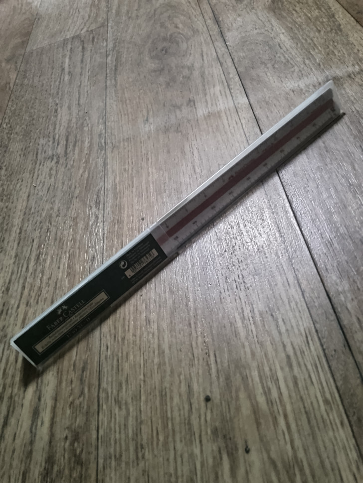 Трехгранная масштабная линейка FABER-CASTELL 853 HP/D школьная, длина 30 см, масштабы 1:20, 1:25, 1:33, 1:50, 1:75, 1: 100, в пластмассовом пенале, Faber-Castell FC176535