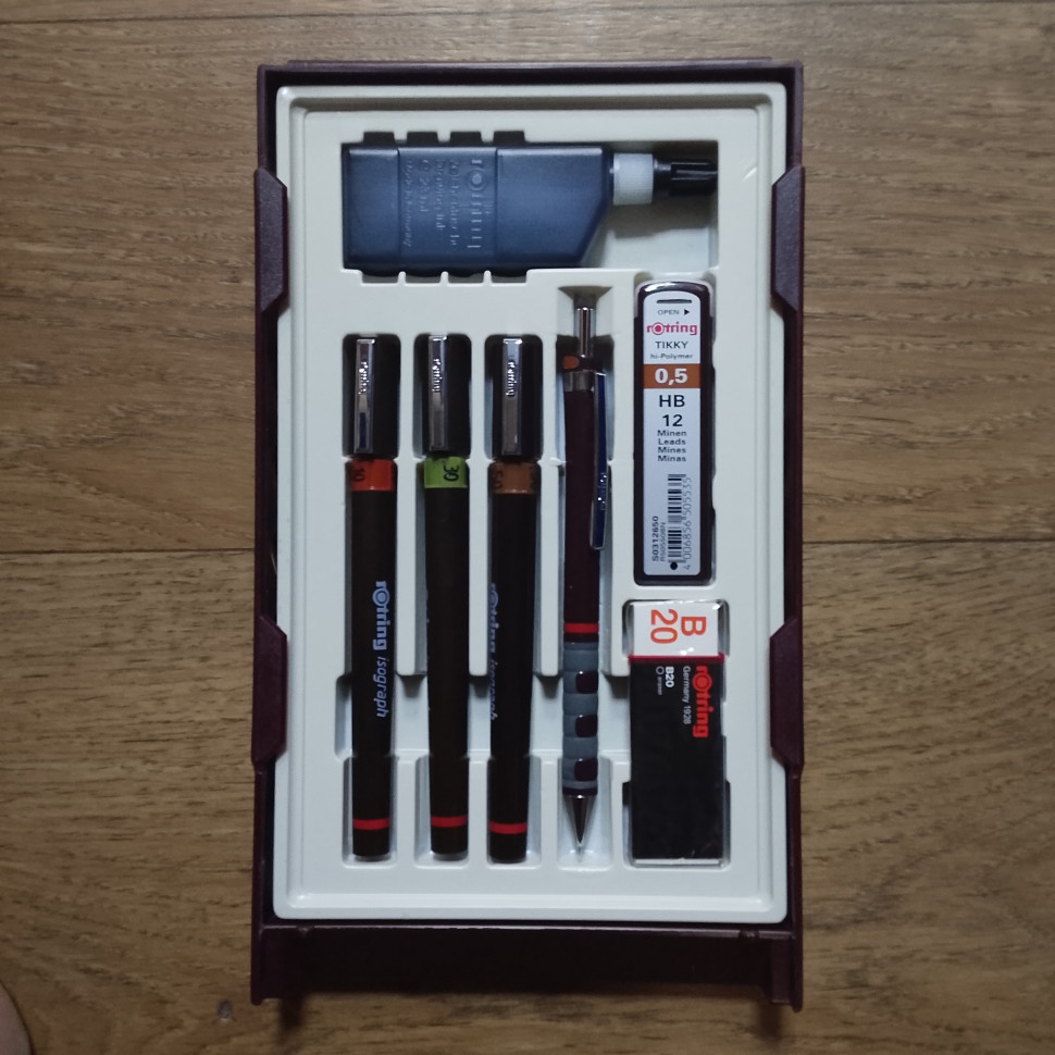 Набор изографов Rotring College Set, 7 предметов - изографы 0.1, 0.3 и 0.5 мм, тушь, карандаш 0.5 HB с 12 запасными грифелями для карандаша, ластик Rotring B20