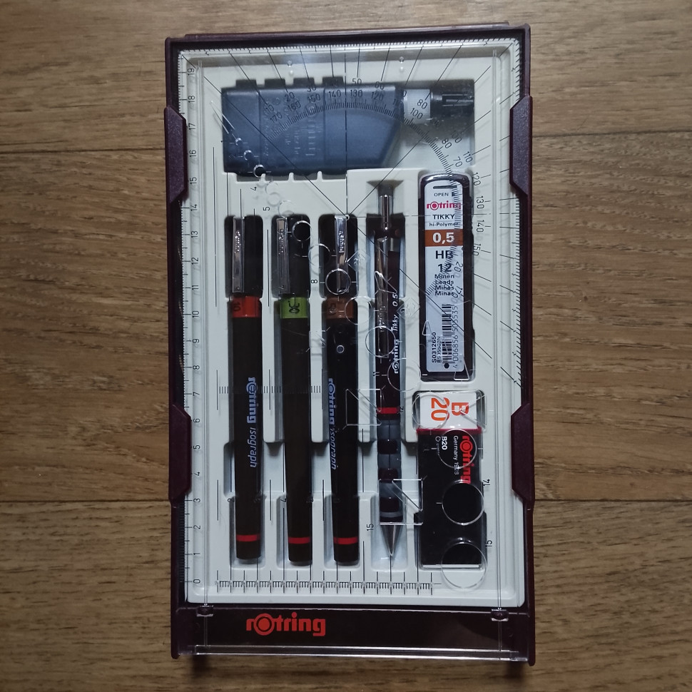 Набор изографов Rotring College Set, 7 предметов - изографы 0.1, 0.3 и 0.5 мм, тушь, карандаш 0.5 HB с 12 запасными грифелями для карандаша, ластик Rotring B20