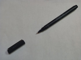 Линер Mitsubishi Uni Pin, пишущий узел 0.3 мм, водостойкие и светостойкие пигментные чернила, цвет чернил черный