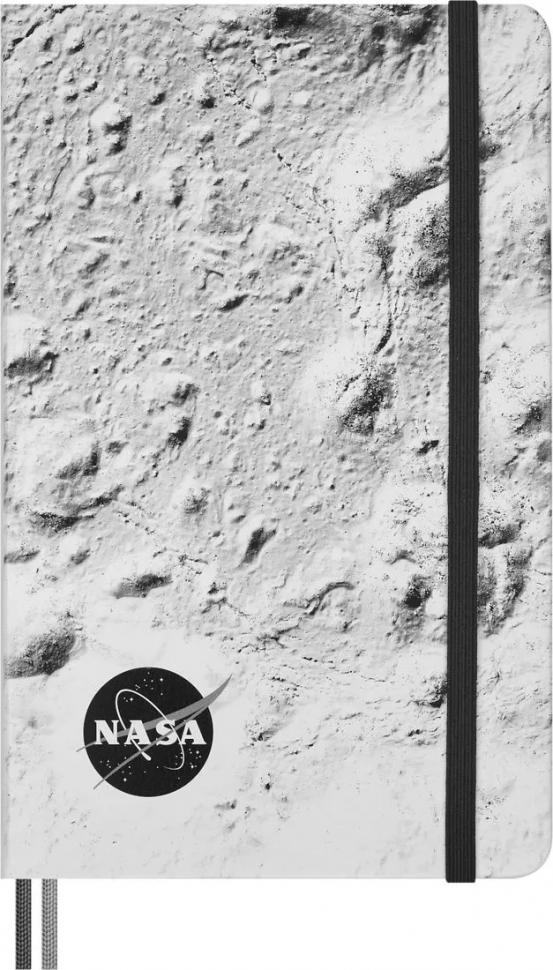 Набор Moleskine Limited Edition NASA-inspired Large - блокнот 130 х 210 мм с линовкой в линию, четыре карандаша и два шильда